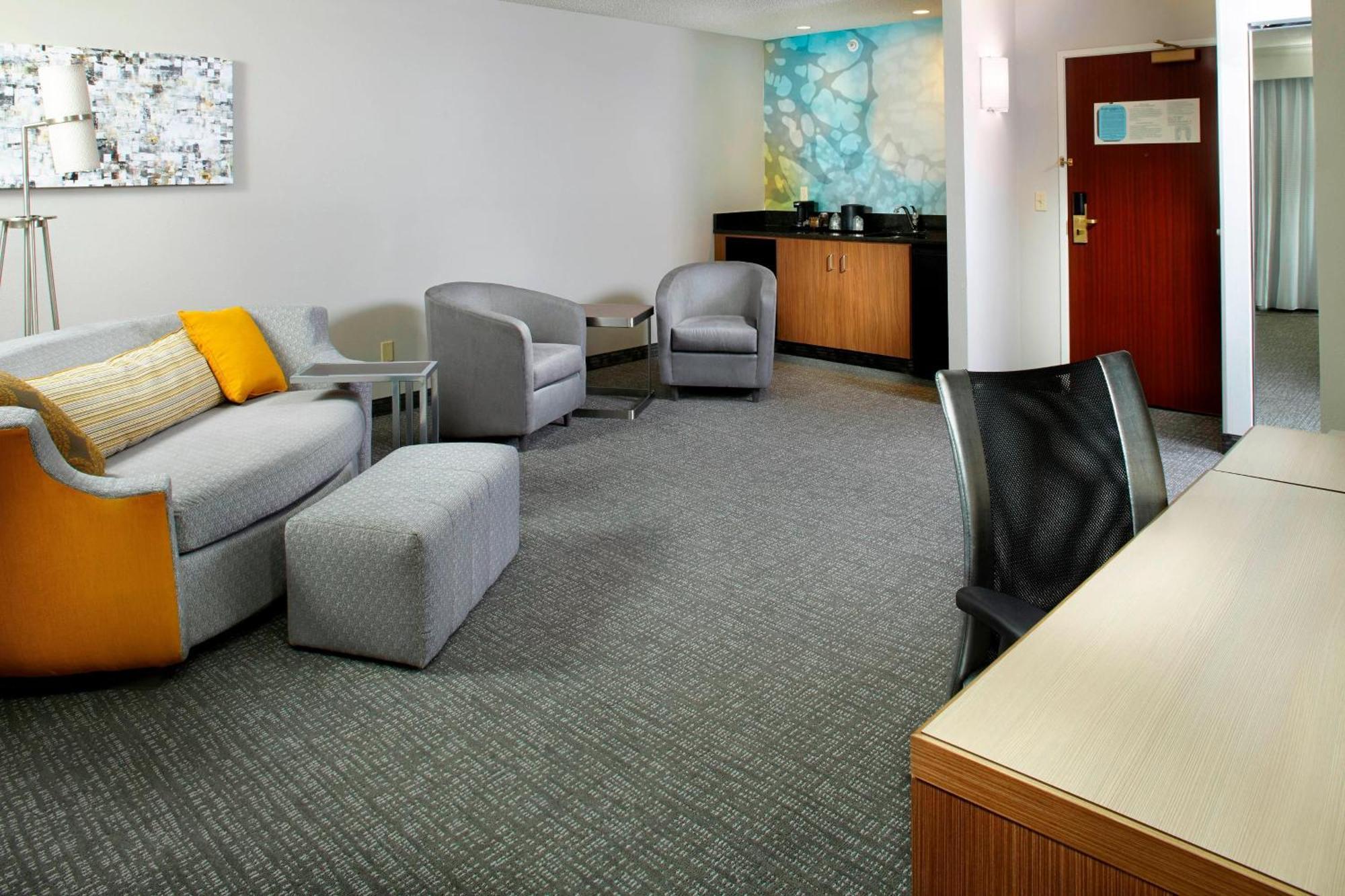 Courtyard By Marriott Lansing Hotel Eksteriør billede