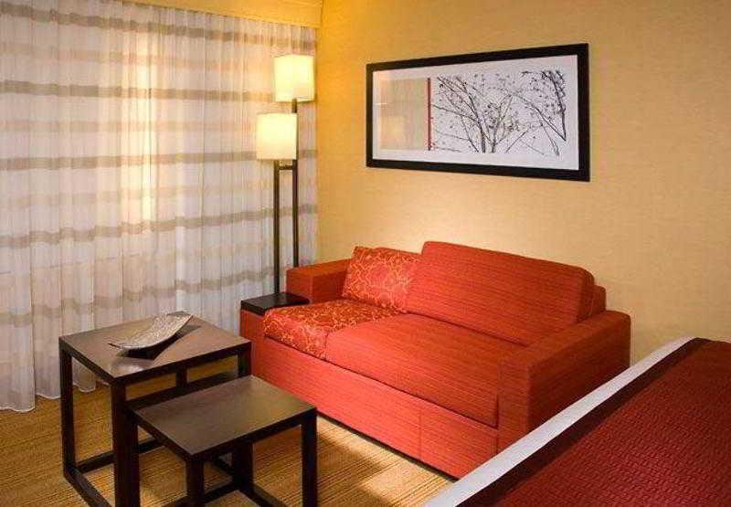 Courtyard By Marriott Lansing Hotel Værelse billede